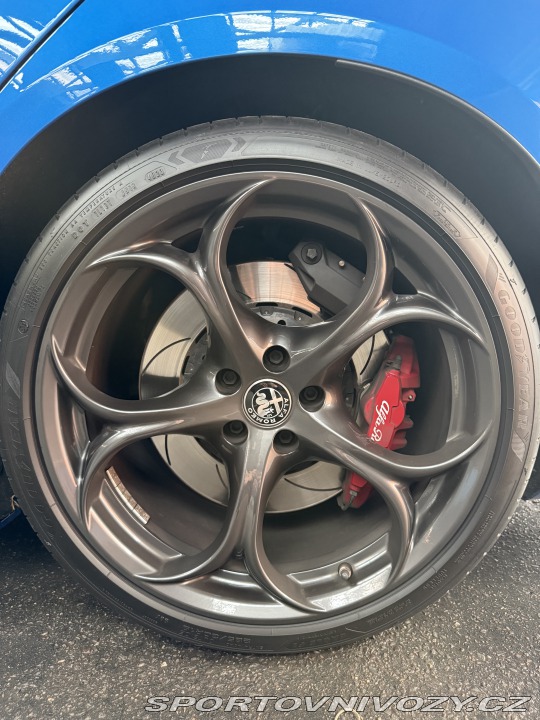 Alfa Romeo Giulia QV 2021