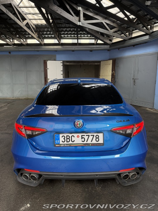 Alfa Romeo Giulia QV 2021