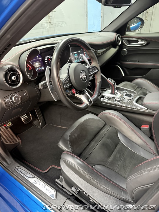 Alfa Romeo Giulia QV 2021