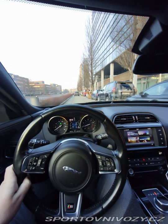 Jaguar XE 3,0 V6 2017