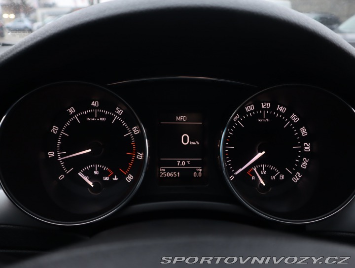 Škoda Superb Ambition Plus 3.6 FSI V6 2012