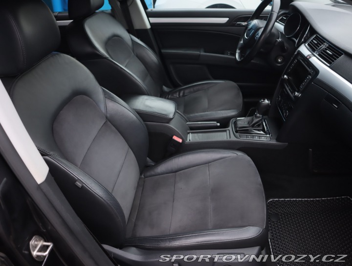 Škoda Superb Ambition Plus 3.6 FSI V6 2012