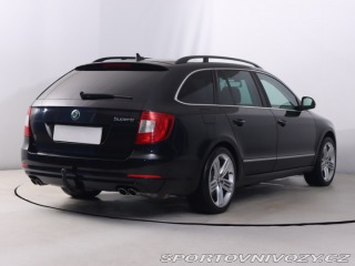 Škoda Superb Ambition Plus 3.6 FSI V6 2012