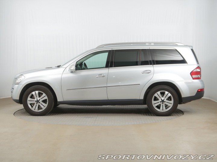 Mercedes-Benz Ostatní modely GL  500 2009