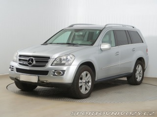 Mercedes-Benz Ostatní modely GL  500 2009