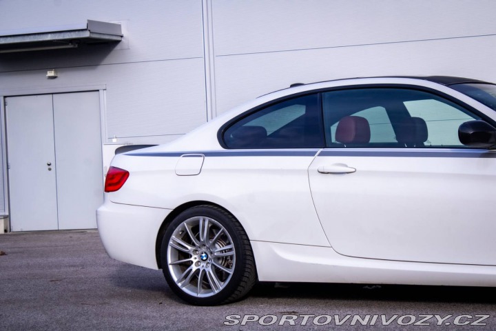 BMW 3 Coupé  E92 330d xDrive 18 2010