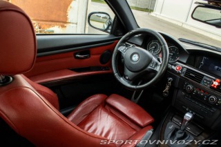 BMW 3 Coupé E92 330d xDrive 18 2010
