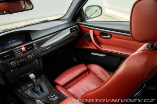 BMW 3 Coupé E92 330d xDrive 18 2010