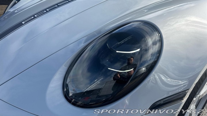 Porsche 911 Carrera S 2025