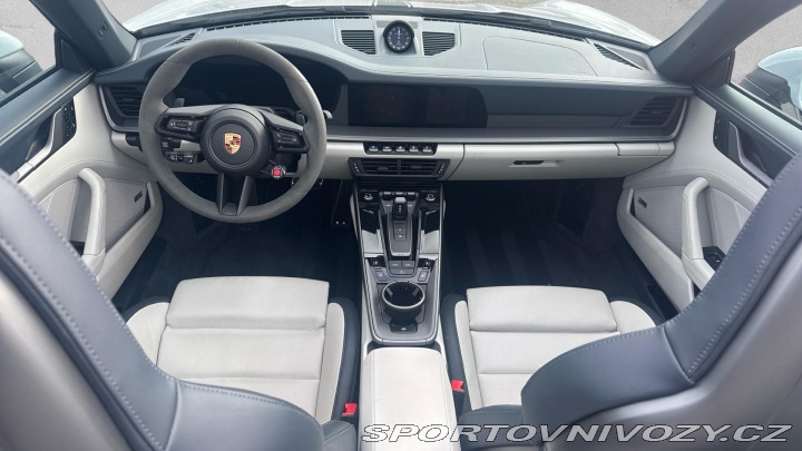 Porsche 911 Carrera S 2025