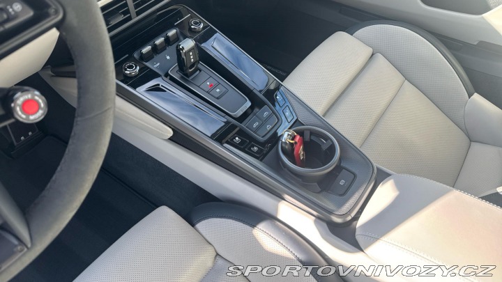 Porsche 911 Carrera S 2025