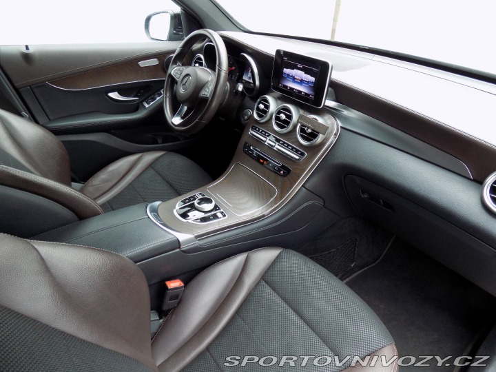 Mercedes-Benz Ostatní modely GLC 250d/AMG Line/4-Matic/ČR/ 2018