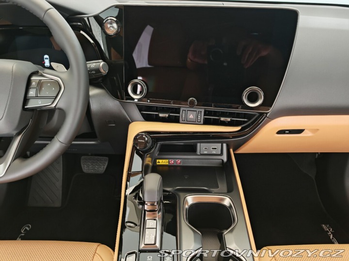 Lexus Ostatní modely NX 450h plus 450h+ Executive TOP 2025