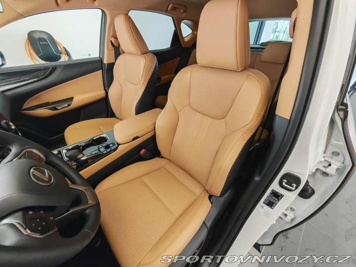 Lexus Ostatní modely NX 450h plus 450h+ Executive TOP 2025