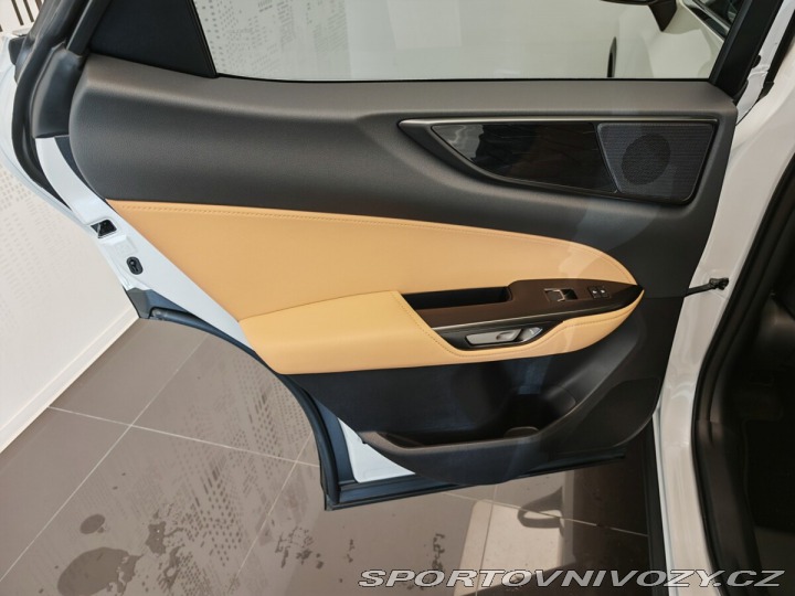Lexus Ostatní modely NX 450h plus 450h+ Executive TOP 2025
