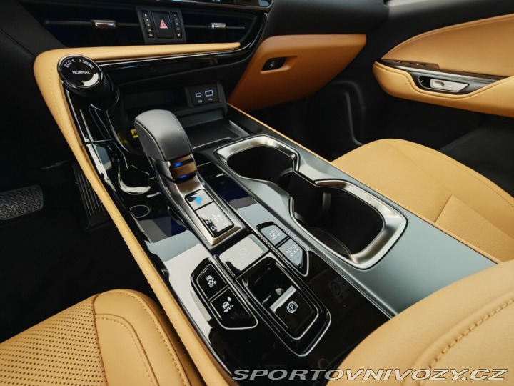 Lexus Ostatní modely NX 450h plus 450h+ Executive TOP 2025