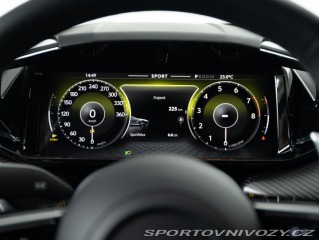 Aston Martin Vantage  2025