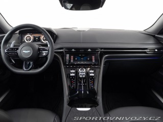 Aston Martin DB12  2025