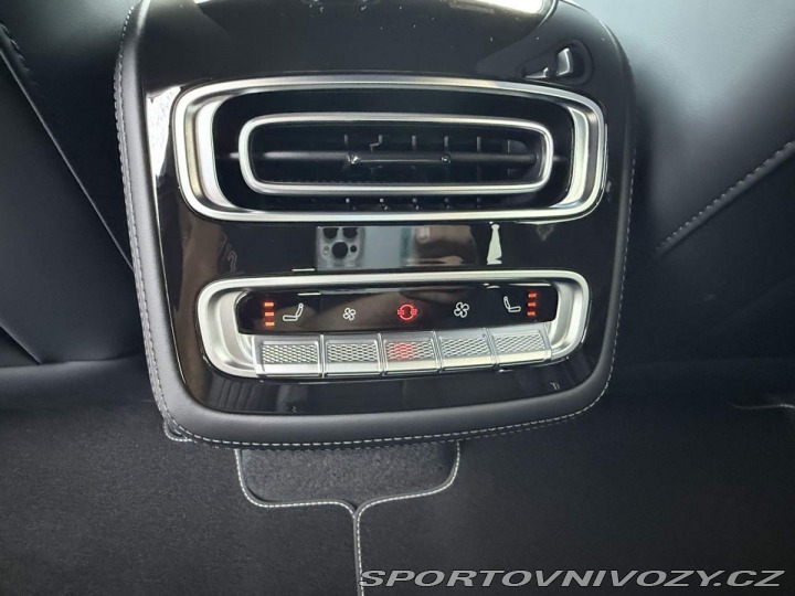 Ostatní značky Ostatní modely Omoda 9 Premium 1.5t GDI SHS AWD 2026