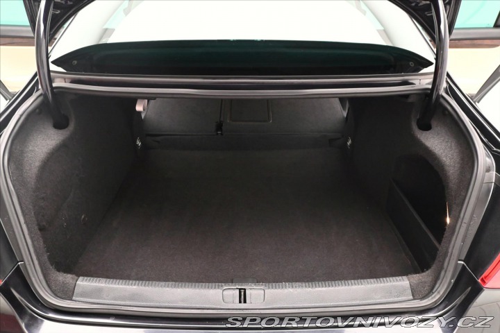 Volkswagen Passat CC CC 2,0 TSI 147 kW DSG Nav 2010