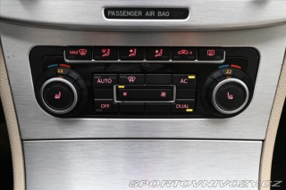 Volkswagen Passat CC CC 2,0 TSI 147 kW DSG Nav 2010