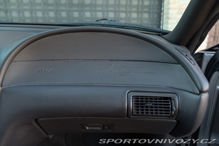 Ford Mustang GT V8 SRS 2002