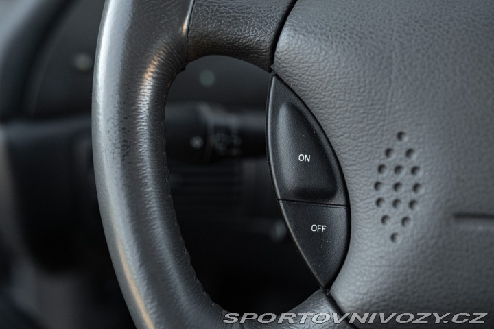 Ford Mustang GT V8 SRS 2002