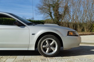 Ford Mustang GT V8 SRS 2002