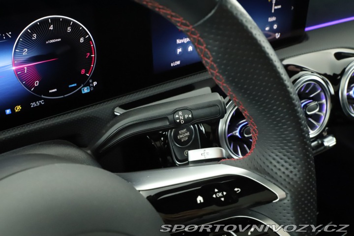 Mercedes-Benz CLA AMG 200 2024