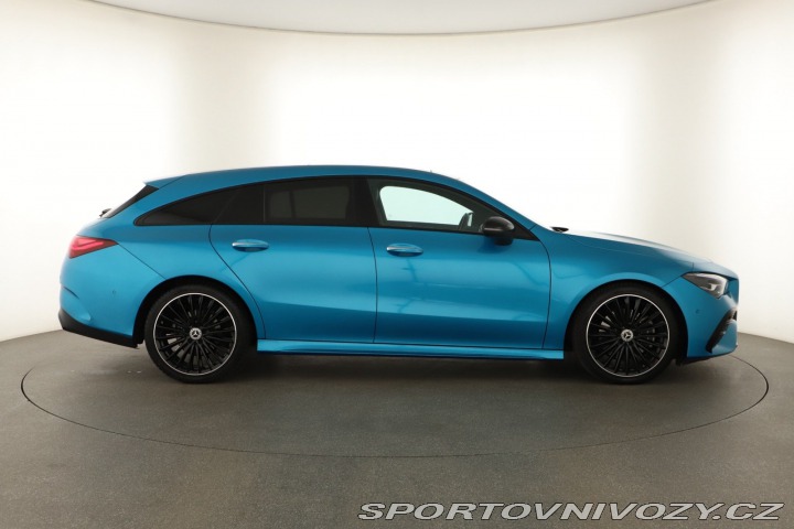 Mercedes-Benz CLA AMG 200 2024