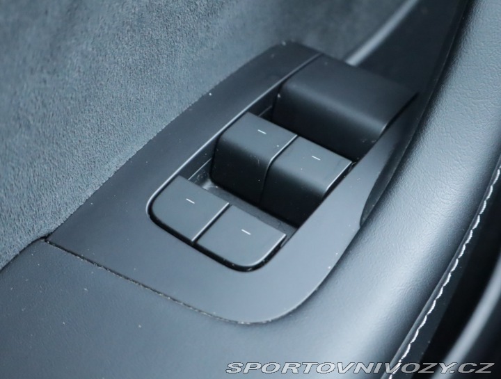 Tesla Model Y Long Range AWD 75kWh 2021