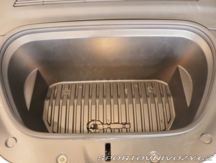 Tesla Model Y Long Range AWD 75kWh 2021