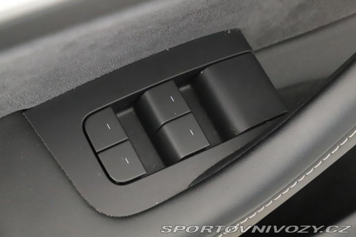 Tesla Model Y Long Range AWD 75kWh 2021