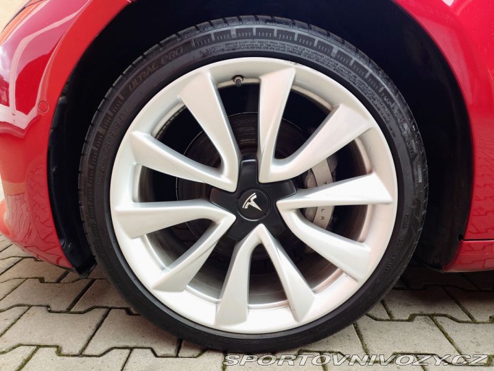Tesla Model 3 Long Range D.M. Rezervace 2019