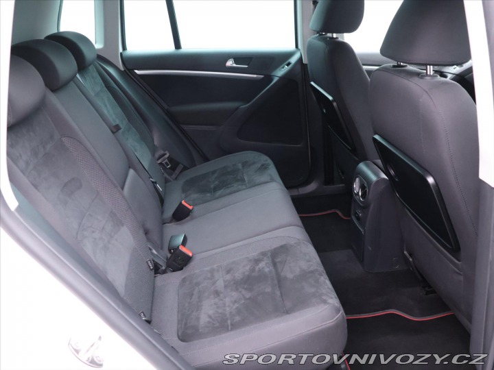 Volkswagen Tiguan R 2,0 TSI 132kW 4Motion Taž 2012