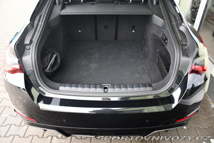 BMW i4 xDriveM50 LASER HUD TAŽNÉ 2022