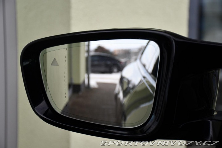 BMW i4 xDriveM50 LASER HUD TAŽNÉ 2022