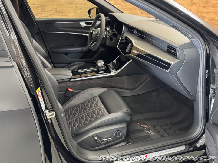 Audi RS6 RS DYNAMIC PAKET DPH 2021