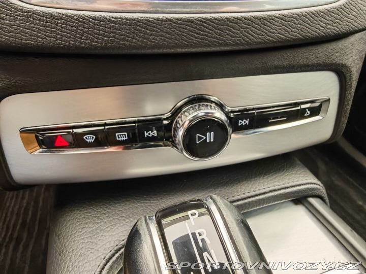 Volvo Ostatní modely XC90 8-AUT, 4WD, 184 kW 2018