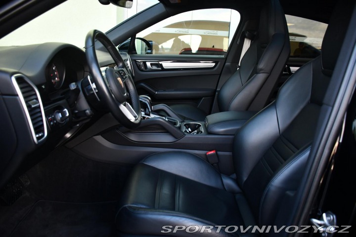 Porsche Cayenne 3.0V6 PLATINUM EDITION AP 2022