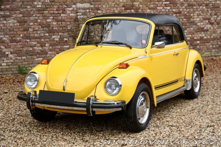 Volkswagen Beetle 1303 Convertible 1975