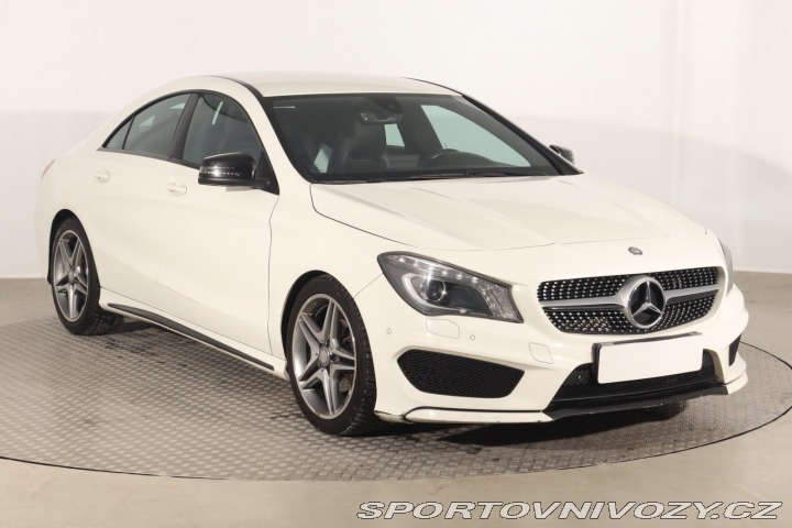 Mercedes-Benz CLA AMG Paket 180 2015