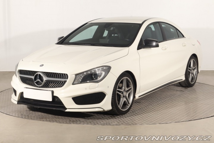 Mercedes-Benz CLA AMG Paket 180 2015