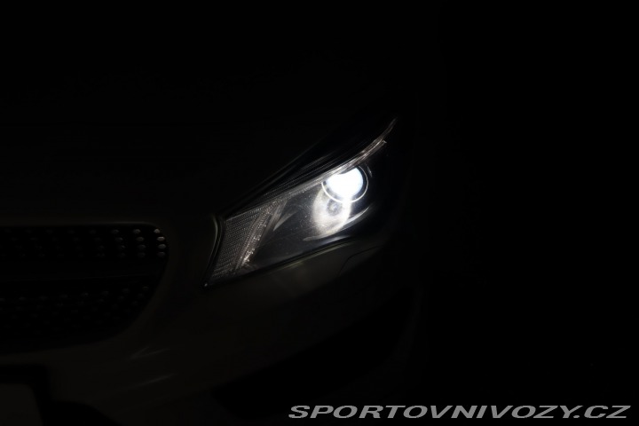 Mercedes-Benz CLA AMG Paket 180 2015