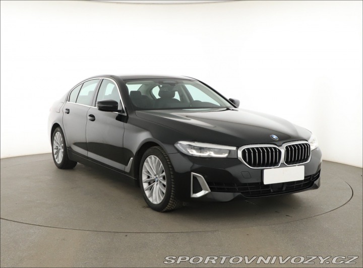 BMW 5 540i xDrive 2021