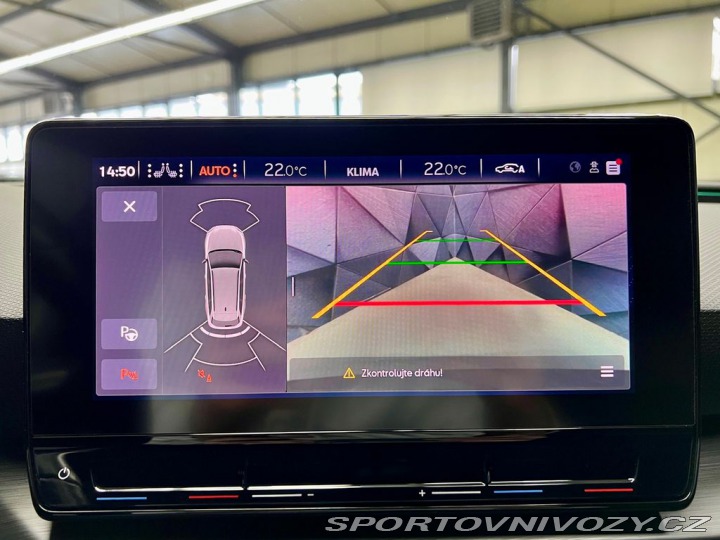 Cupra Leon 2.0TSI 228KW DSG 4WD, LED 2022