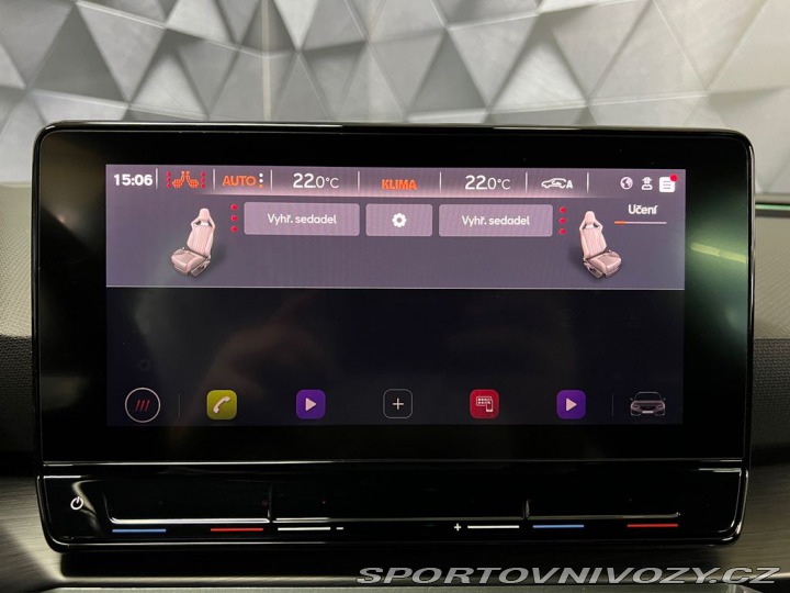 Cupra Leon 2.0TSI 228KW DSG 4WD, LED 2022