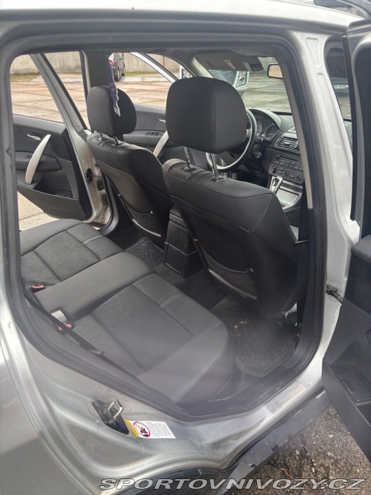 BMW X3 3,0   V6 D 1800