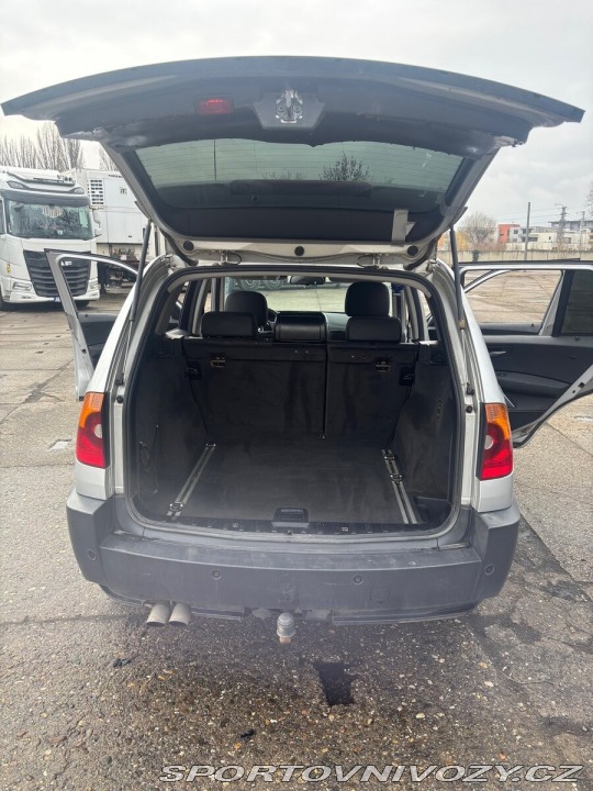 BMW X3 3,0   V6 D 1800