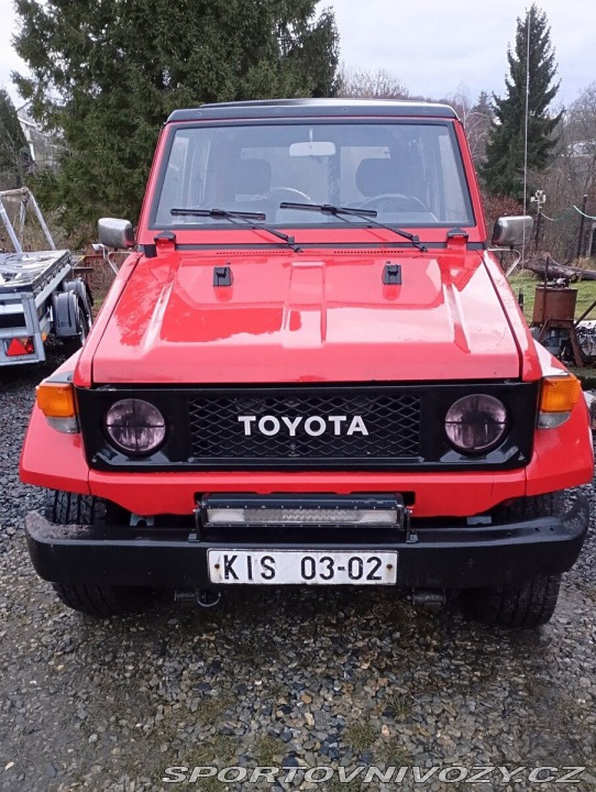 Toyota Ostatní modely Land Cruiser 2,5 1800
